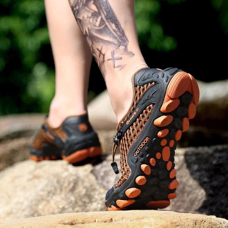 High Tech Office Room - trekking mountain mens sports shoes basket