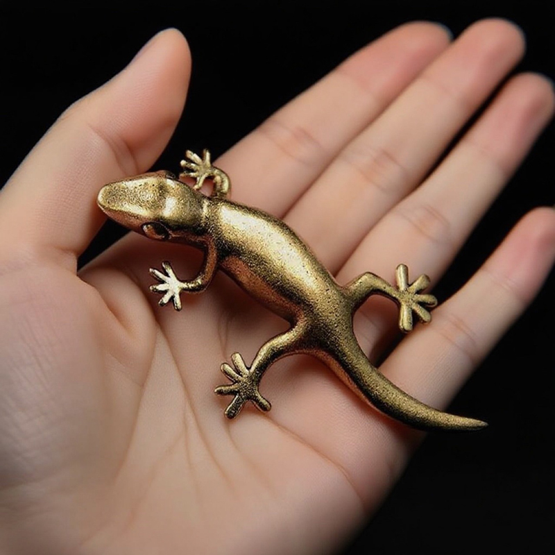 Office Tech Gadgets - Handmade Bronze Retro Gecko Lizard Chameleon