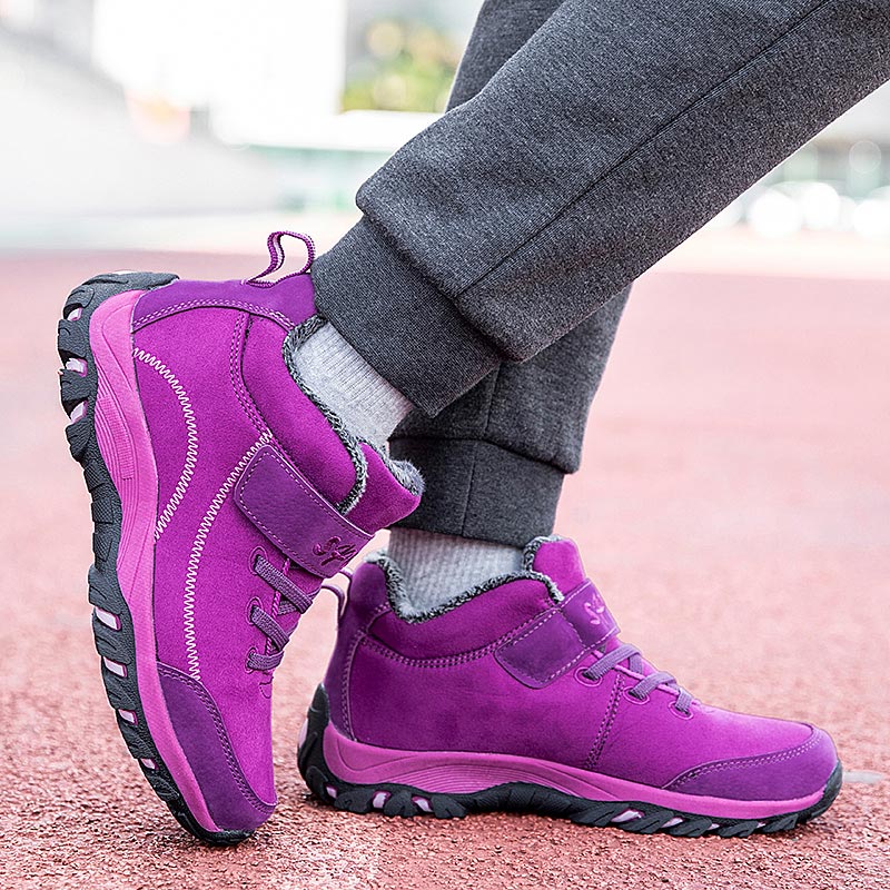 short winter sports shoes for  - огляд і ціна High Tech Office Room
